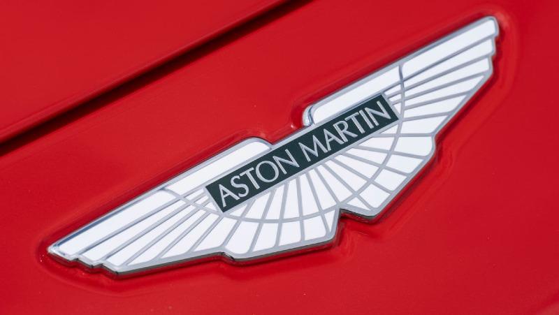 Aston Martin V12 Vantage 2022-9.jpg