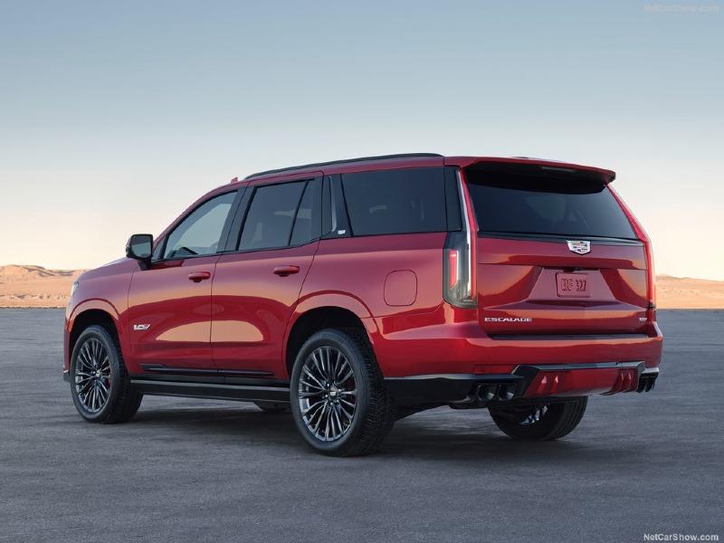 Cadillac-Escalade-V-2023-1024-04.jpg