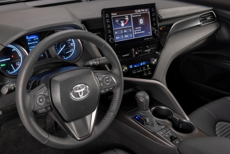 2023-Toyota-Camry-8.jpg
