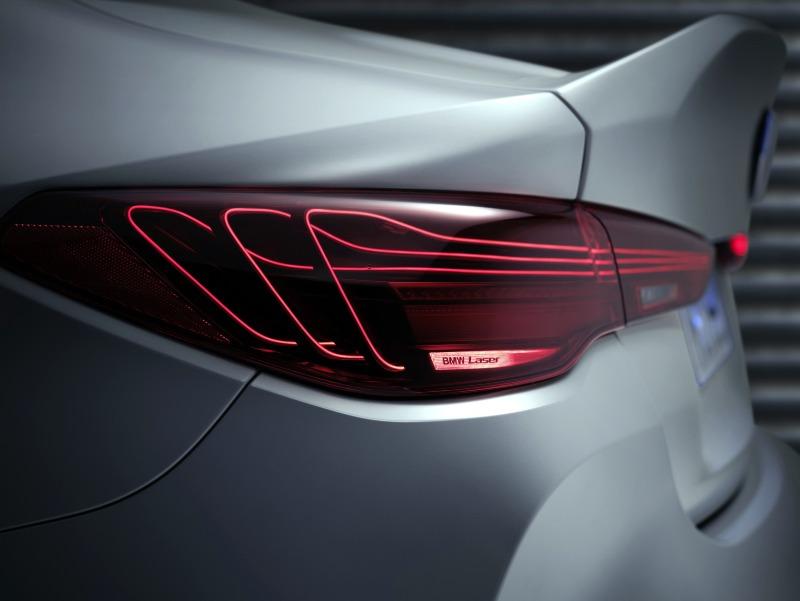 2023-BMW-M4-CSL-18.jpg