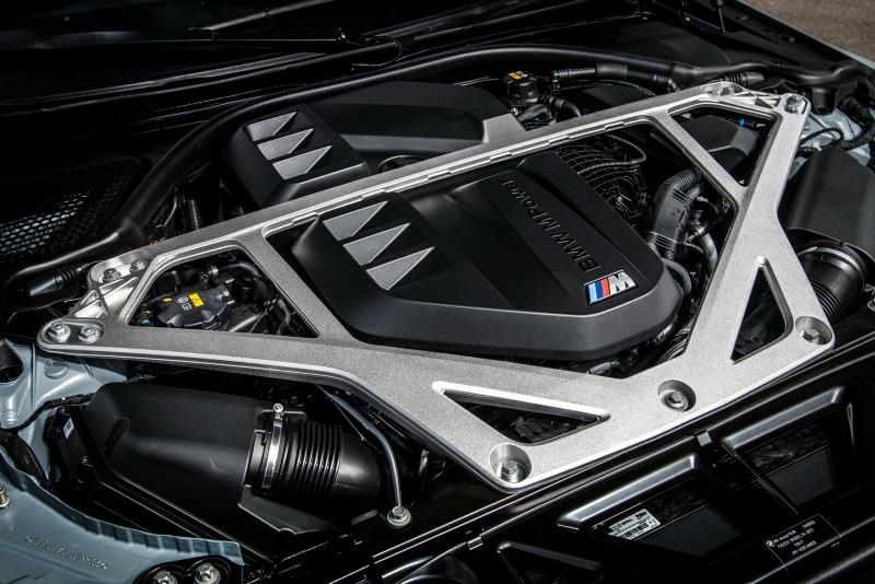 2023-BMW-M4-CSL-22.jpeg