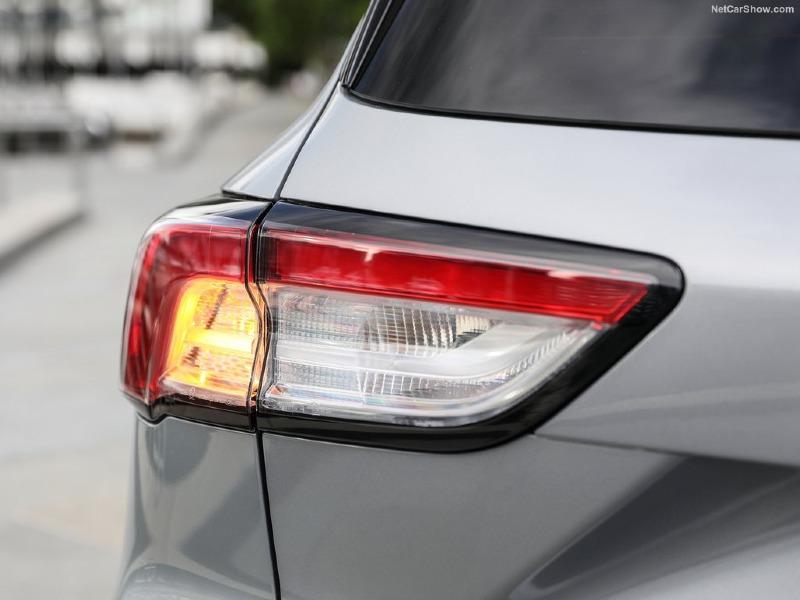 Ford-Escape_PHEV_AU-Version-2022-1024-63.jpg