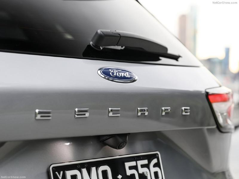 Ford-Escape_PHEV_AU-Version-2022-1024-72.jpg