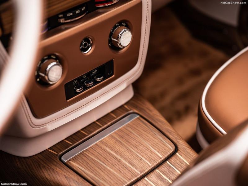 Rolls-Royce-Boat_Tail-2022-1024-16.jpg