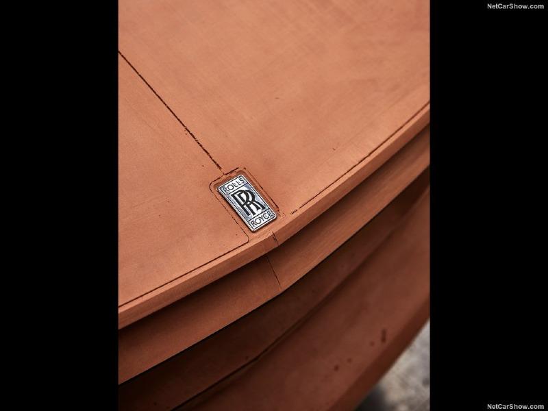 Rolls-Royce-Boat_Tail-2022-1024-35.jpg