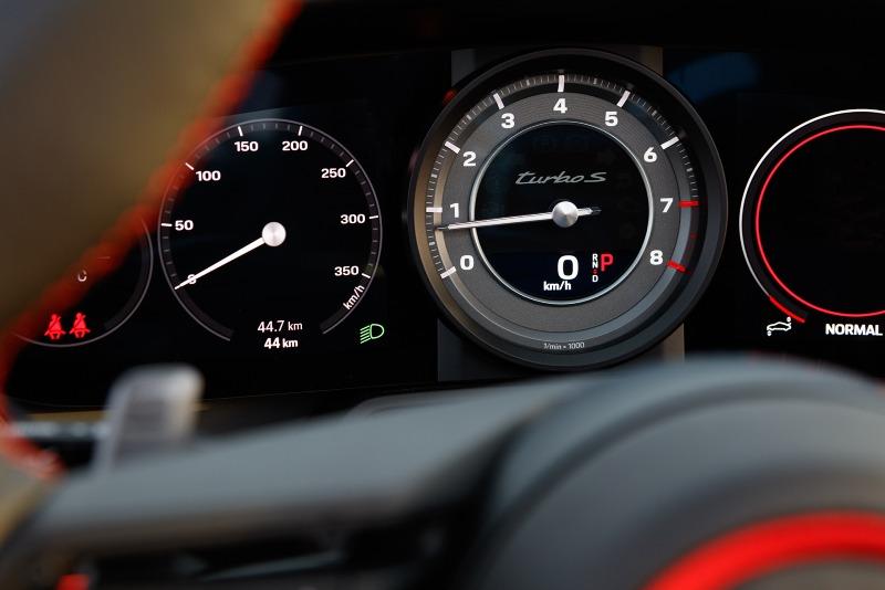 2022-Brabus-820-46.jpg