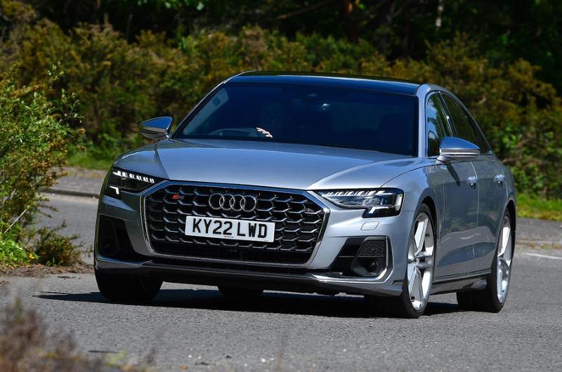 001-audi-s8-fron-cornering-2022.jpg