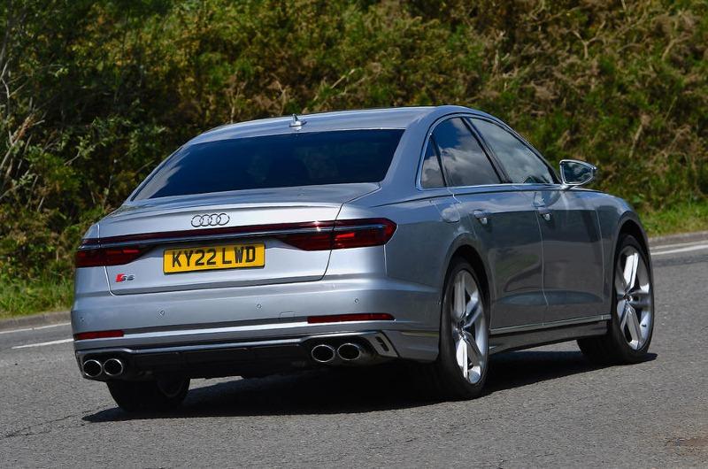 003-audi-s8-rear-cornering-2022.jpg