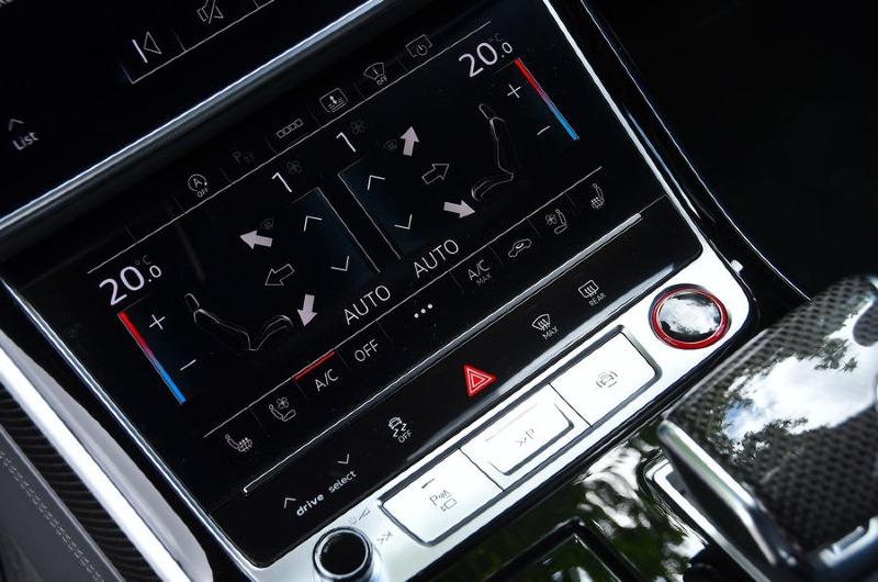 012-audi-s8-heating-controls-2022.jpg