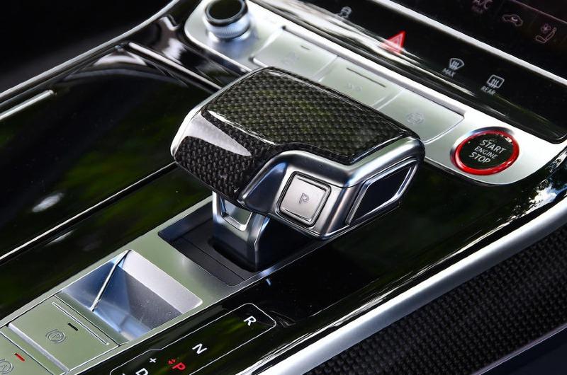 014-audi-s8-gear-selector-2022.jpg