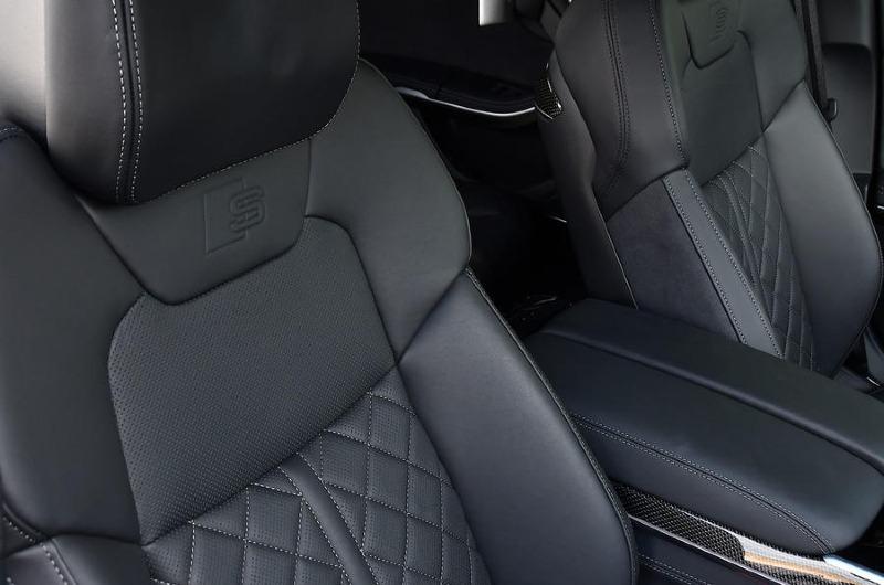 015-audi-s8-front-seats-2022.jpg