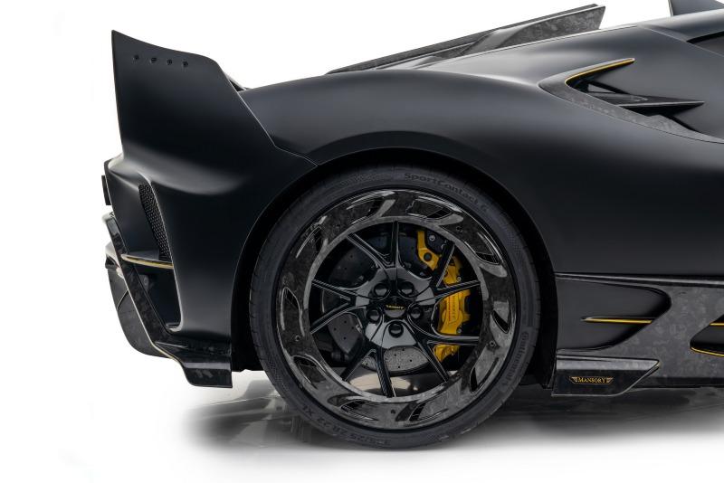 Mansory-Ferrari-SF90-Stradale-8.jpg