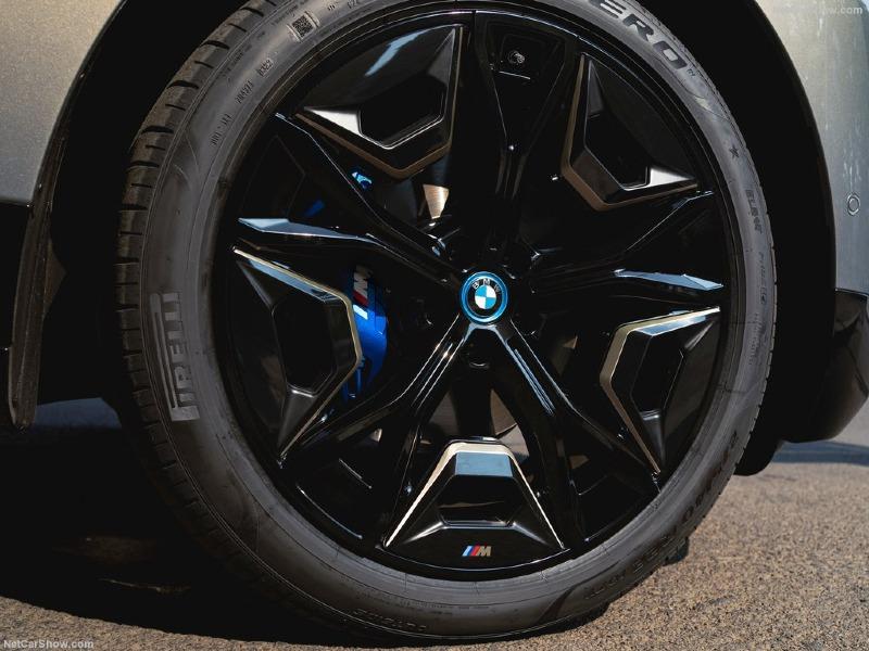 BMW-iX_M60-2022-1024-104.jpg