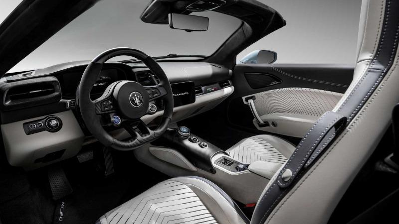 maserati-mc20-cielo-2022-22.jpg