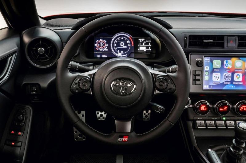 013-toyota-gr86-dash-2022.jpg