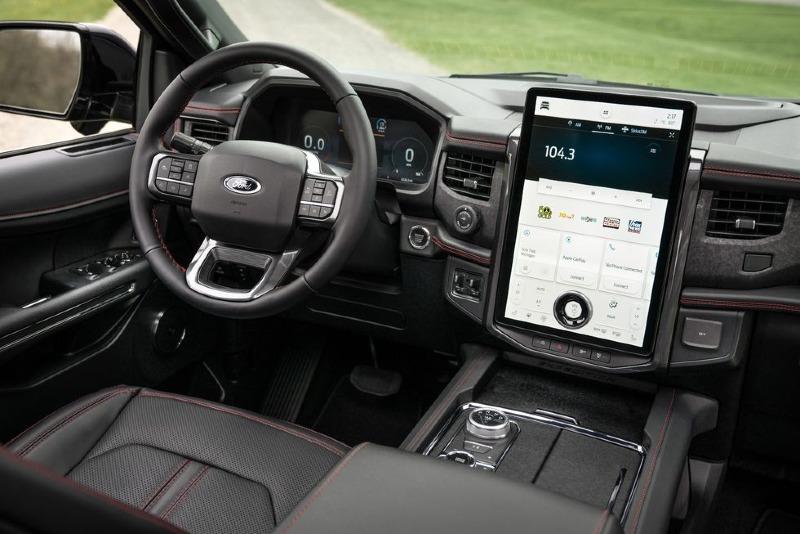 2022-ford-expedition-stealth-108-1653524519.jpg
