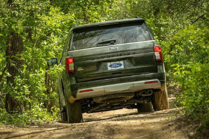 2022-ford-expedition-timberline-104-1653524578.jpg