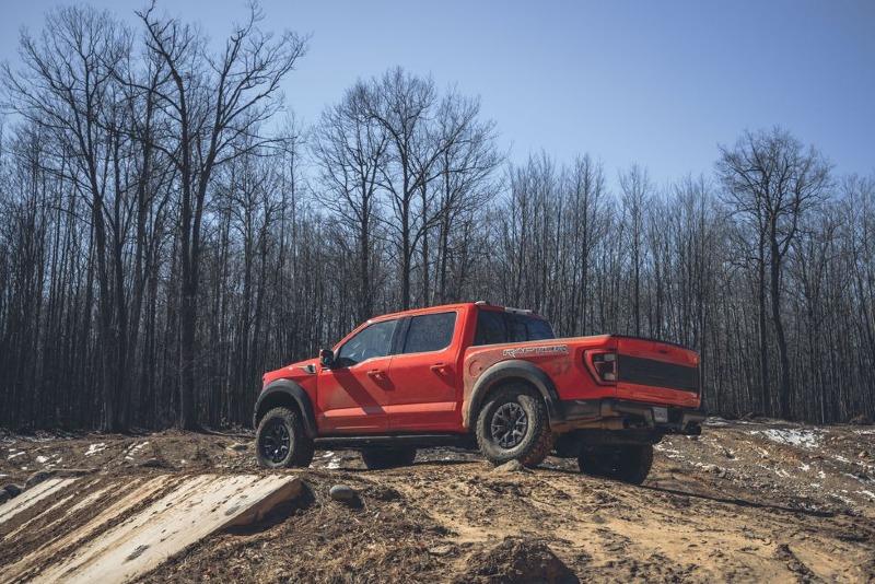 2021-ford-f-150-raptor-37in-1120-1653330433.jpg