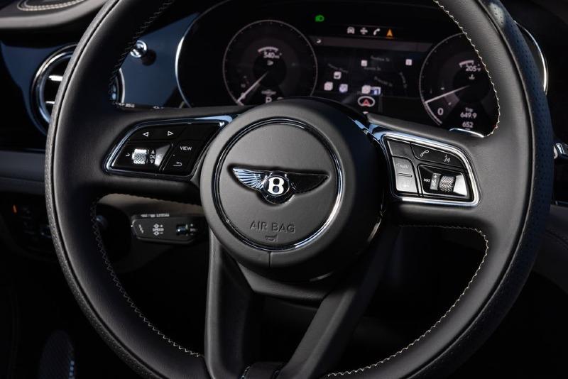 2022-bentley-bentayga-s-113-1653579650.jpg