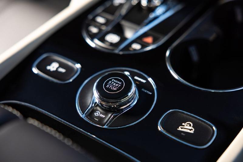 2022-bentley-bentayga-s-120-1653579656.jpg