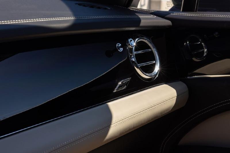 2022-bentley-bentayga-s-122-1653579657.jpg