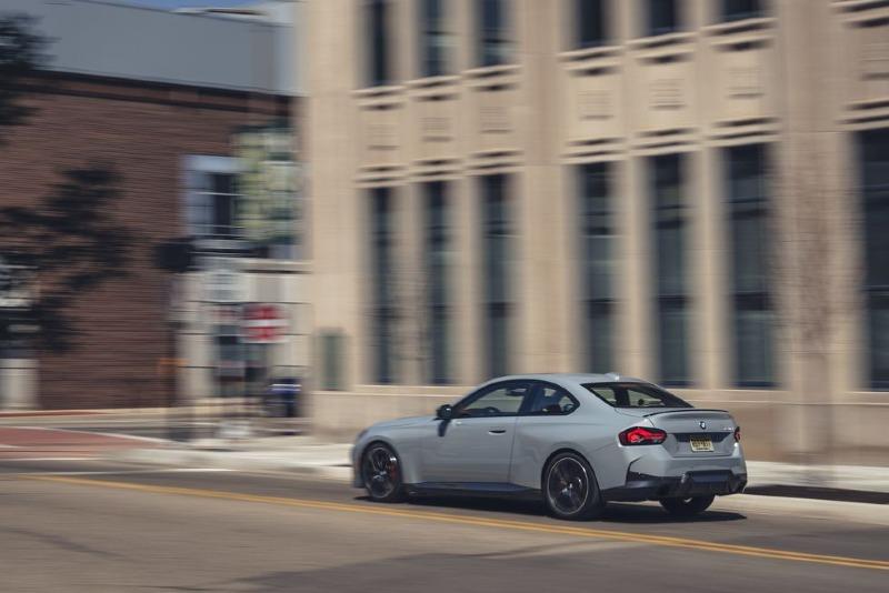 2022-bmw-230i-coupe-407-1653594237 2.jpg