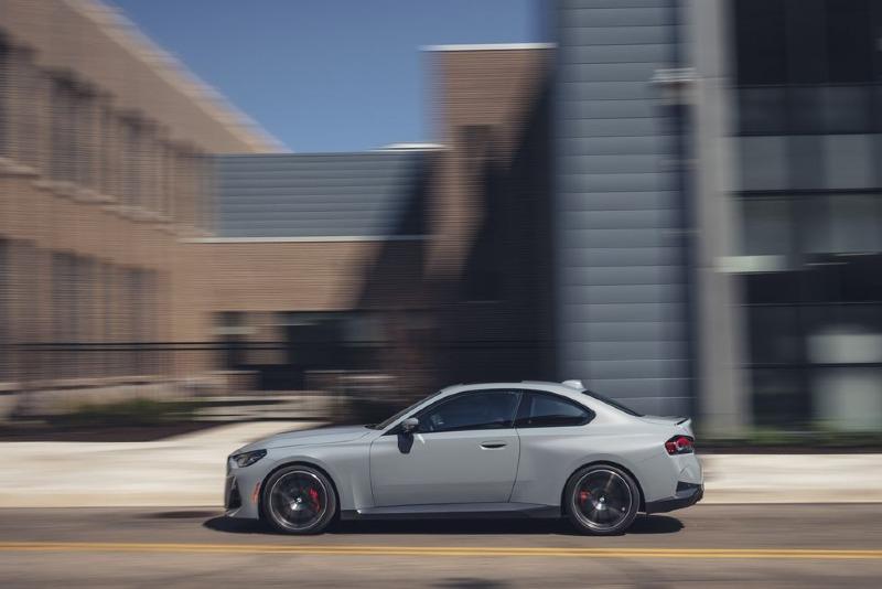 2022-bmw-230i-coupe-453-1653594237 5.jpg