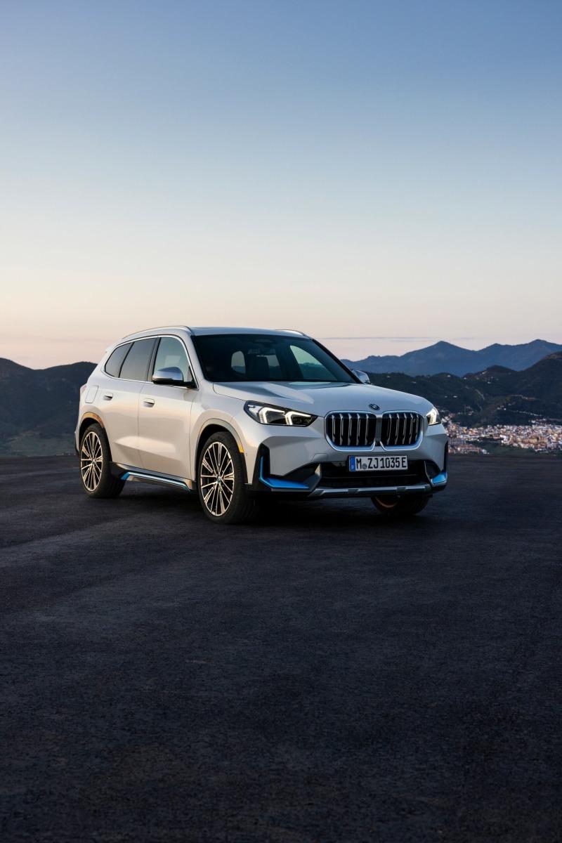 BMW-X1-and-iX1-2-scaled.jpg