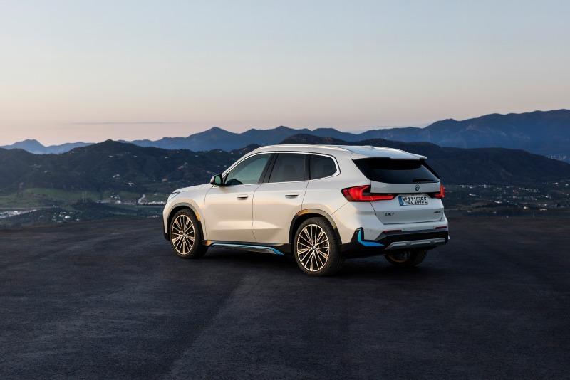 BMW-X1-and-iX1-4.jpg