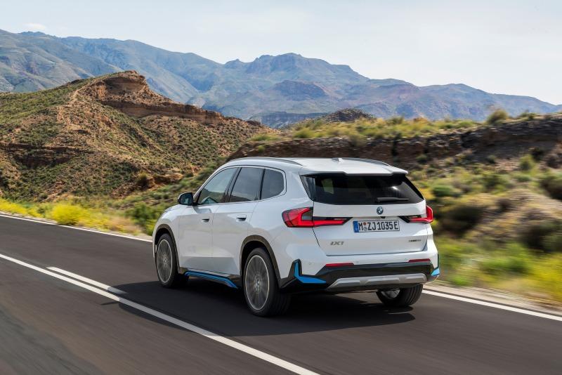 BMW-X1-and-iX1-30.jpg