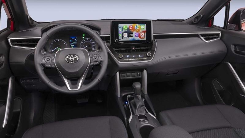 2023-toyota-corolla-cross-hybrid-se (19).jpg