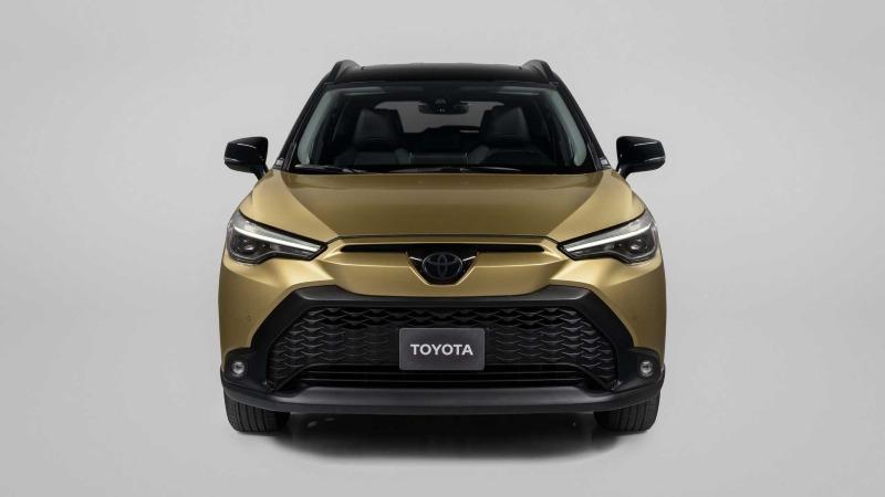 2023-toyota-corolla-cross-hybrid-xse (3).jpg
