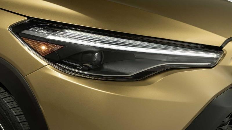 2023-toyota-corolla-cross-hybrid-xse (9).jpg