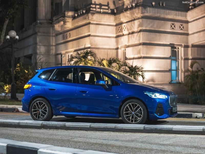 BMW-218i_Active_Tourer_M_Sport-2022-1024-03.jpg