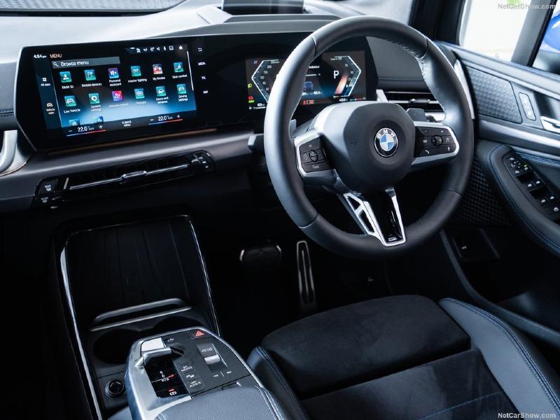BMW-218i_Active_Tourer_M_Sport-2022-1024-31.jpg