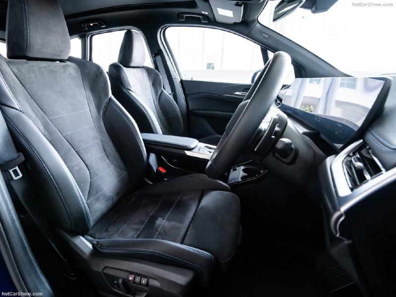 BMW-218i_Active_Tourer_M_Sport-2022-1024-37.jpg