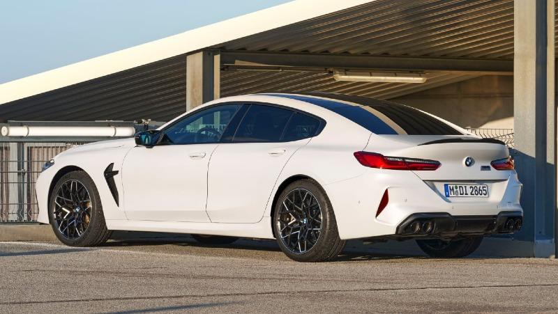 BMW M8 Gran Coupe 2022-2.jpg