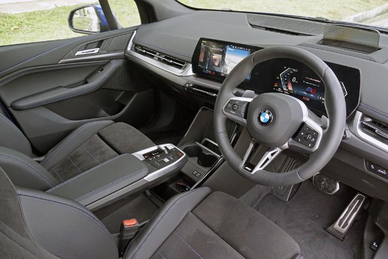 2022 BMW 218i 액티브 투어러 | 보배드림 자동차사진/동영상
