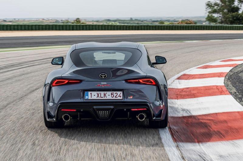 003-toyota-supra-manual-tracking-rear-2022.jpg