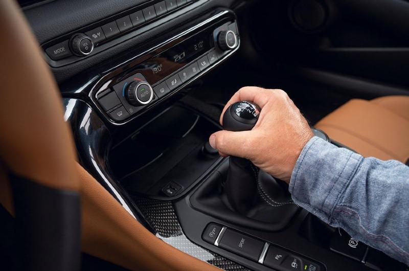 009-toyota-supra-manual-gearchange-2022.jpg