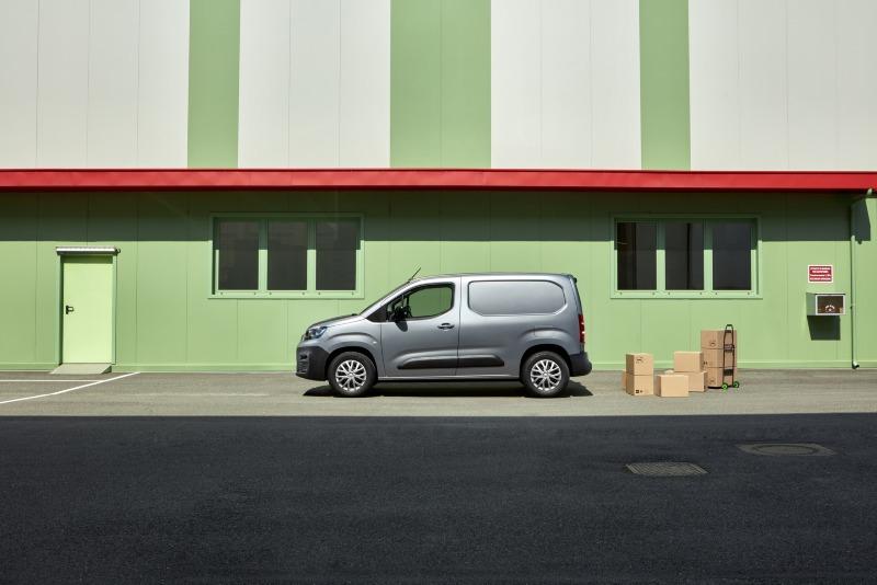 2022-Fiat-Doblo-van-4.jpg