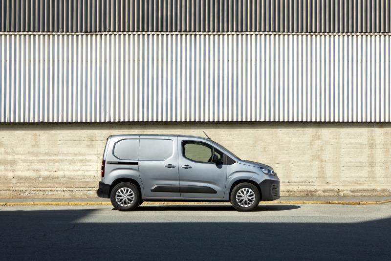 2022-Fiat-Doblo-van-9.jpg