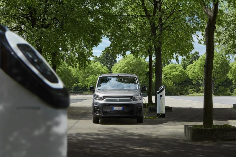 2022-Fiat-Doblo-van-12.jpg