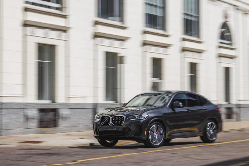 2022-bmw-x4-xdrive30i-250-1654689769.jpg