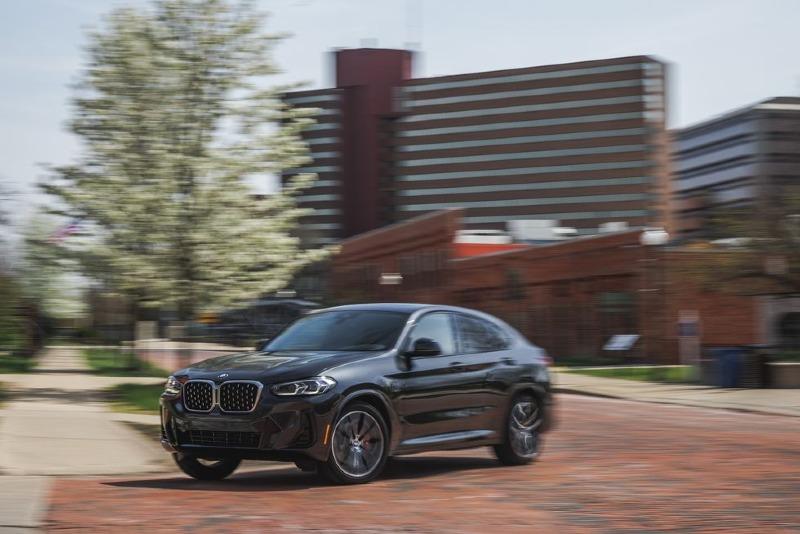 2022-bmw-x4-xdrive30i-489-1654689771.jpg