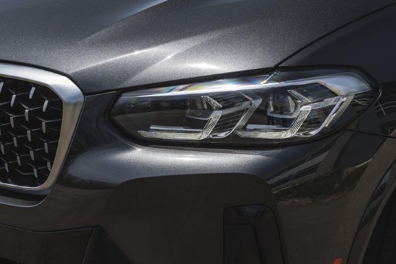 2022-bmw-x4-xdrive30i-614-edit-1654689779.jpg