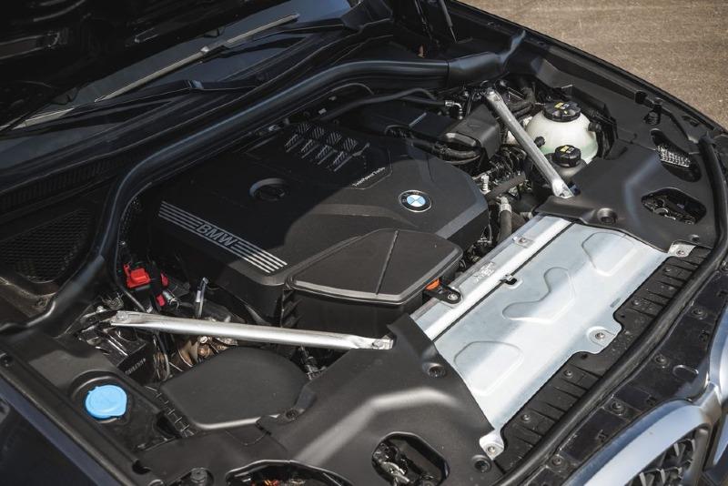 2022-bmw-x4-xdrive30i-665-1654689791.jpg