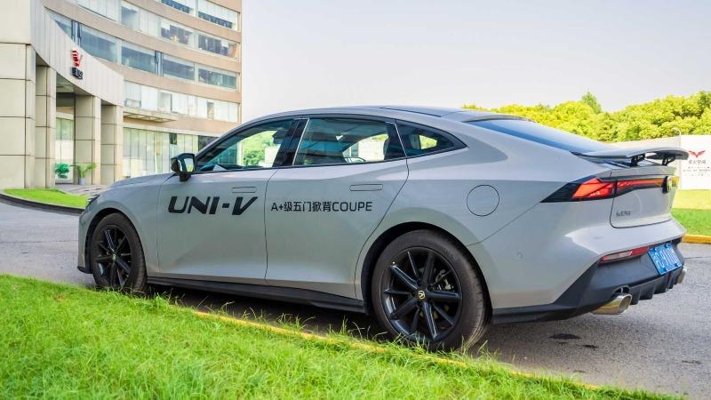 changan-uni-v-review (5).jpg
