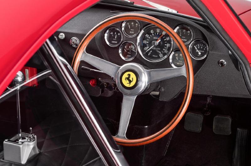 89-bell-sport-classic-330-lmb-steering-wheel.jpg