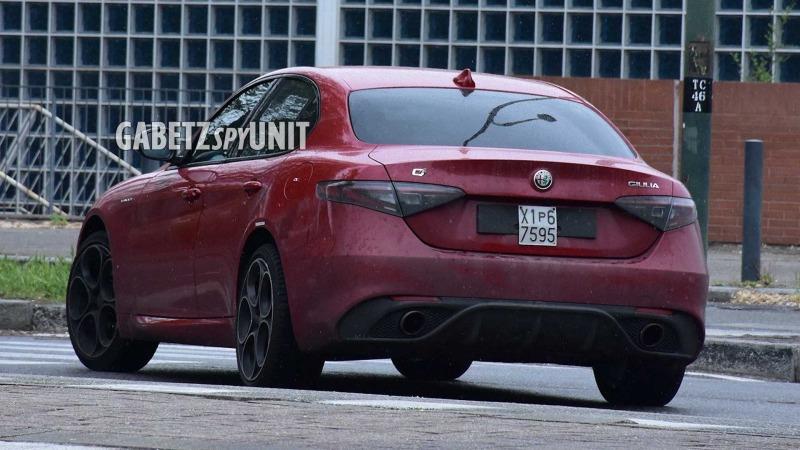 alfa-romeo-giulia-facelift-spy-shots (7).jpg